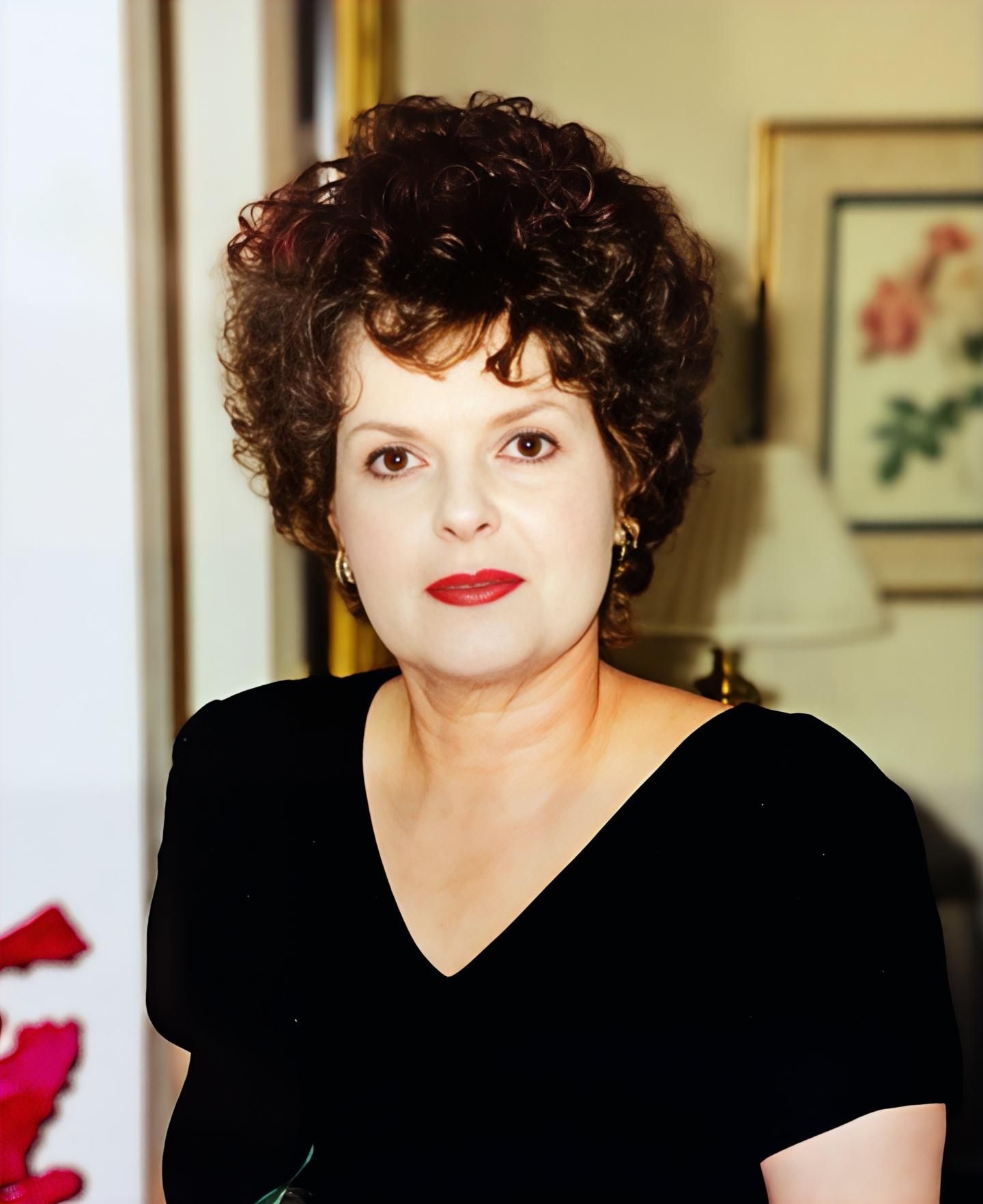 thumbnail size photo of Sharon Pennington