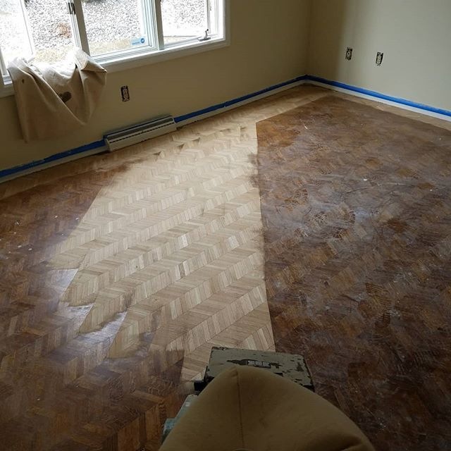 Before and After 3 — Saukville, WI — Sandmasters Hardwood Floors