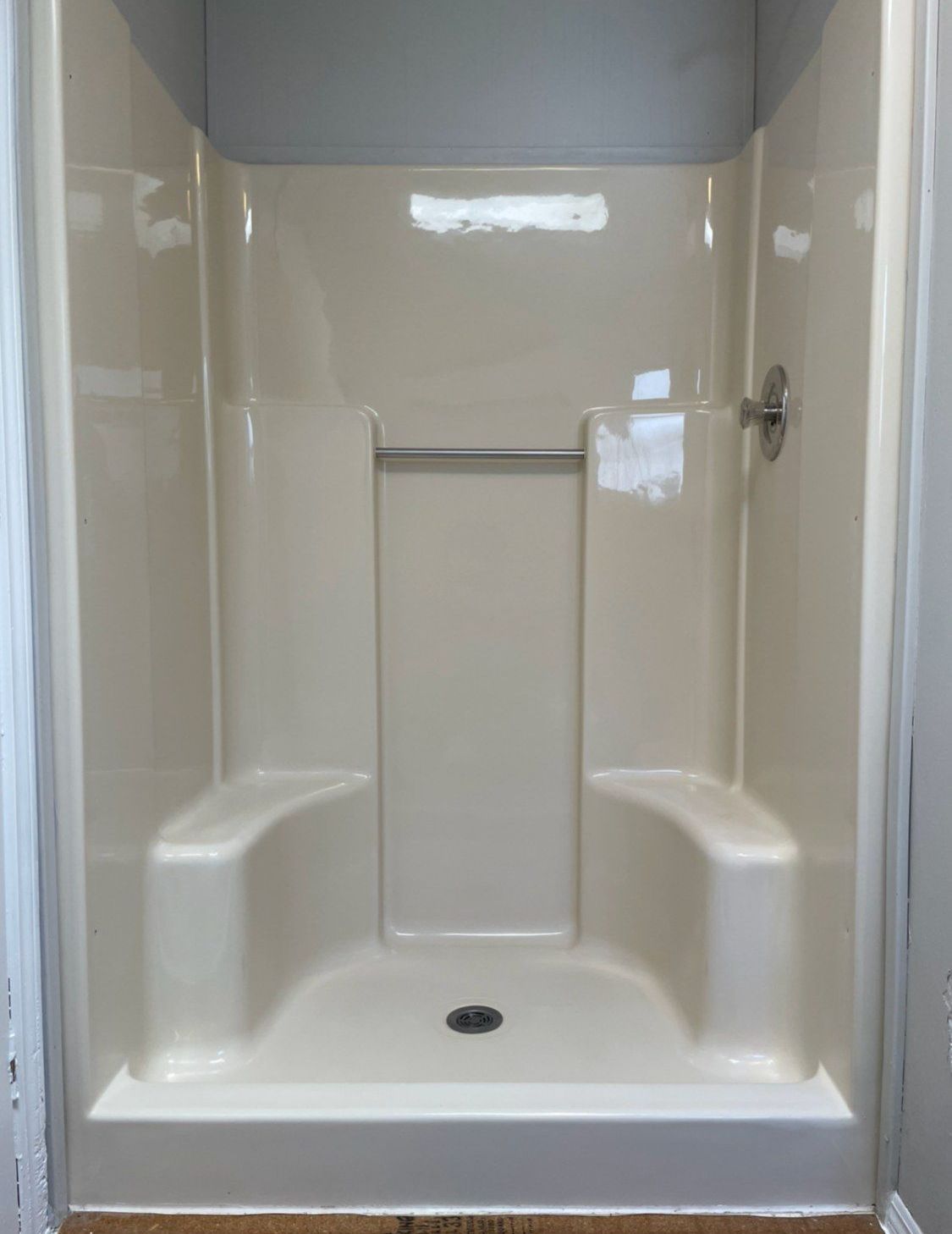 Shower tab with faucet and drain