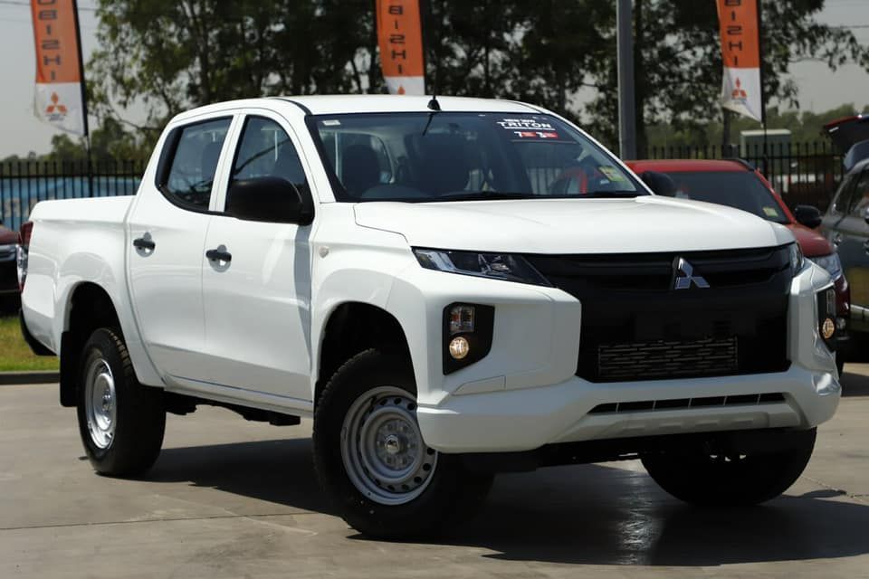 White Mitsubishi Car — Traralgon, VIC — Traralgon 4WD Centre