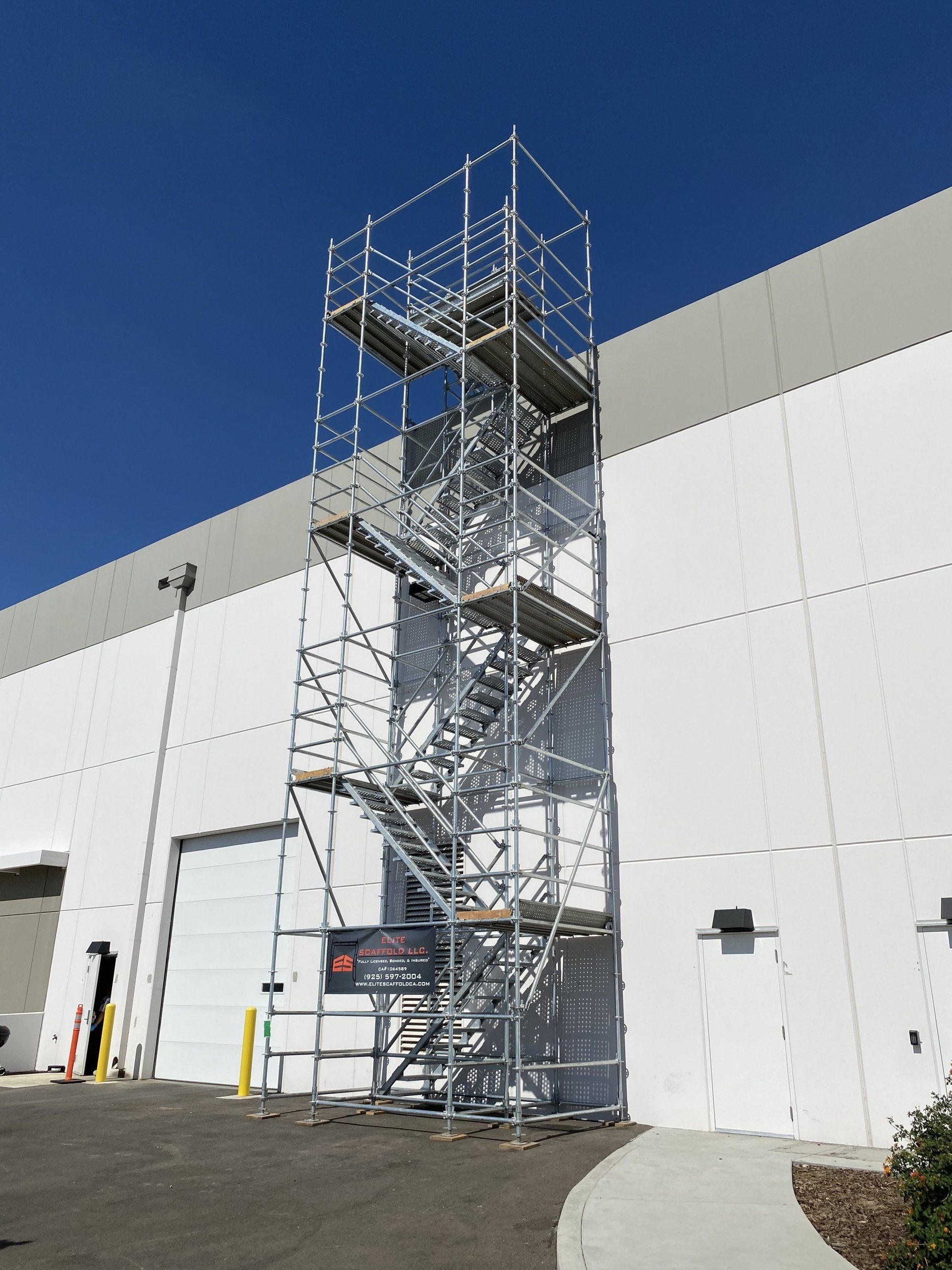 Scaffolding for stairs is a convenient solution to your access problems