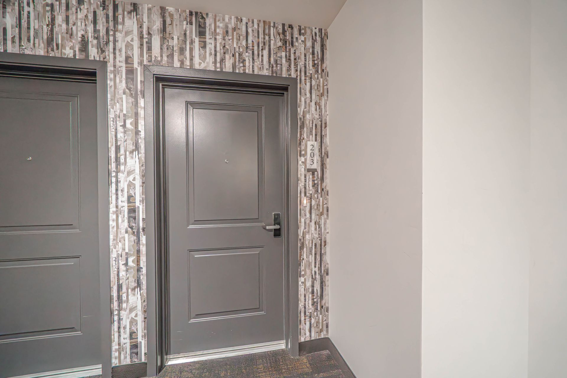 Monticello Apartments 1-bedroom entry