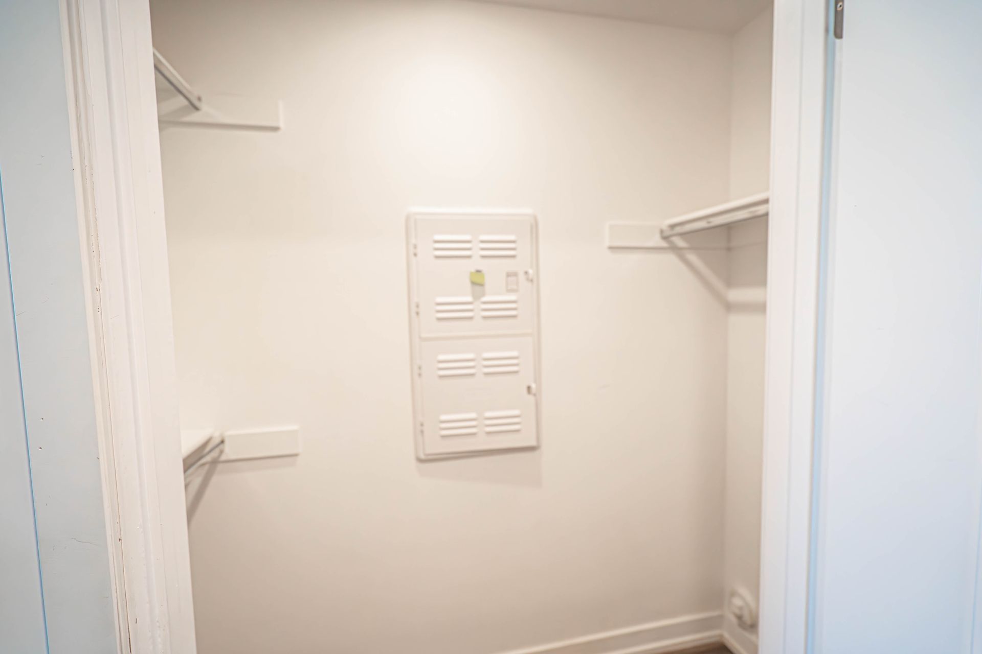 Monticello Apartments 1-bedroom closet