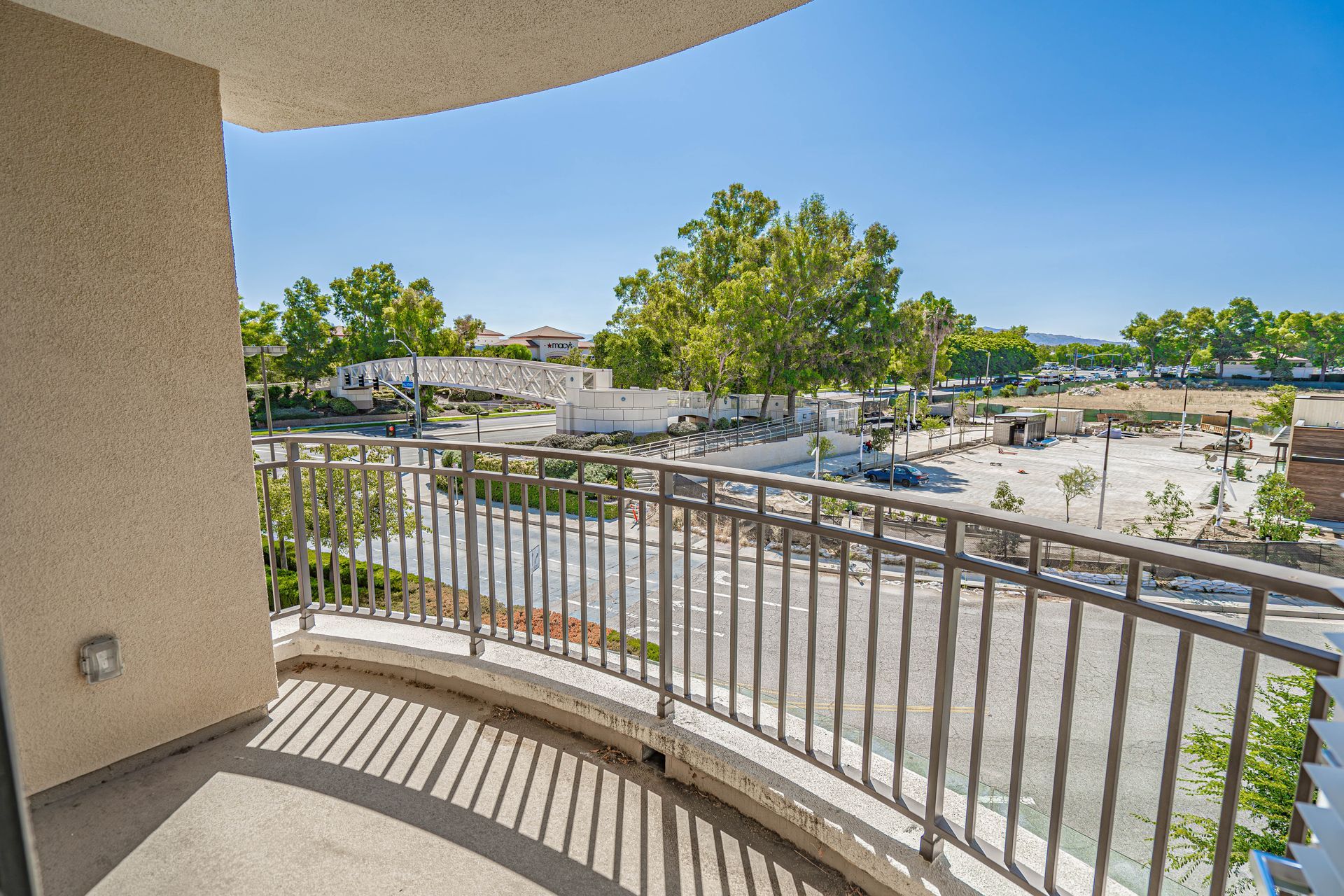 Monticello Apartments studio balcony