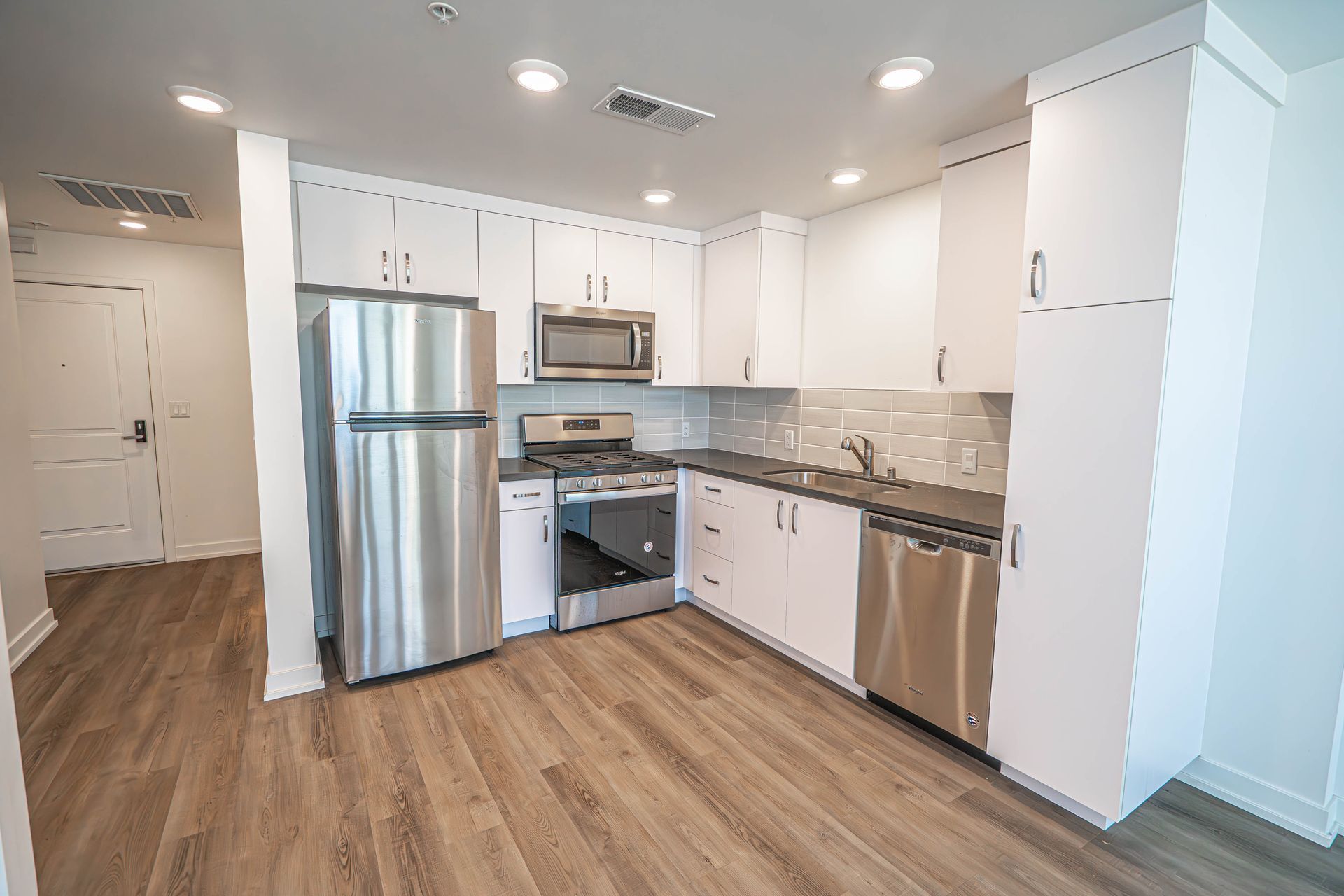 Monticello Apartments 2-bedroom  kitchen