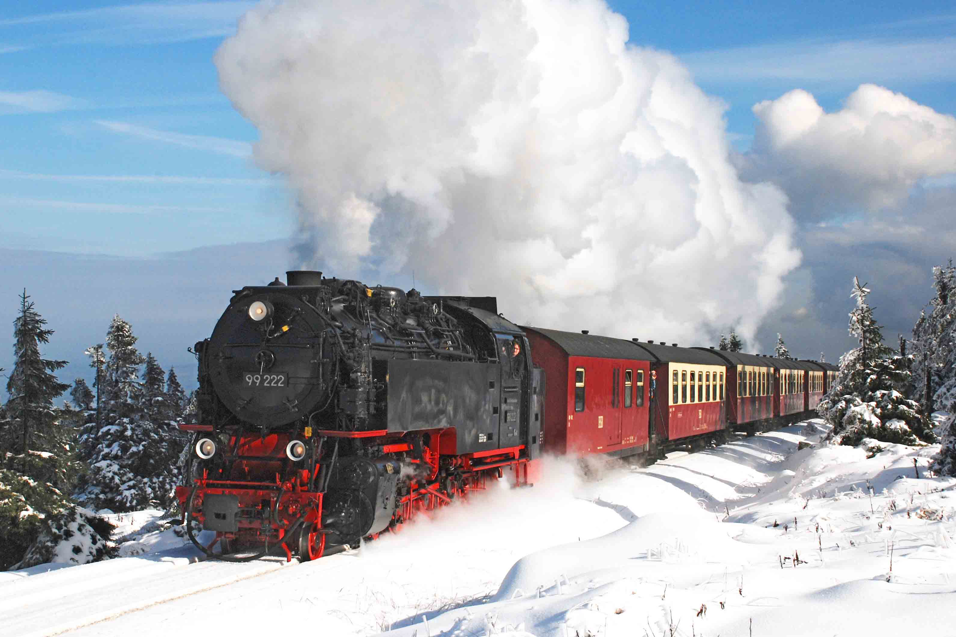 Steam and Christmas Markets in Germany