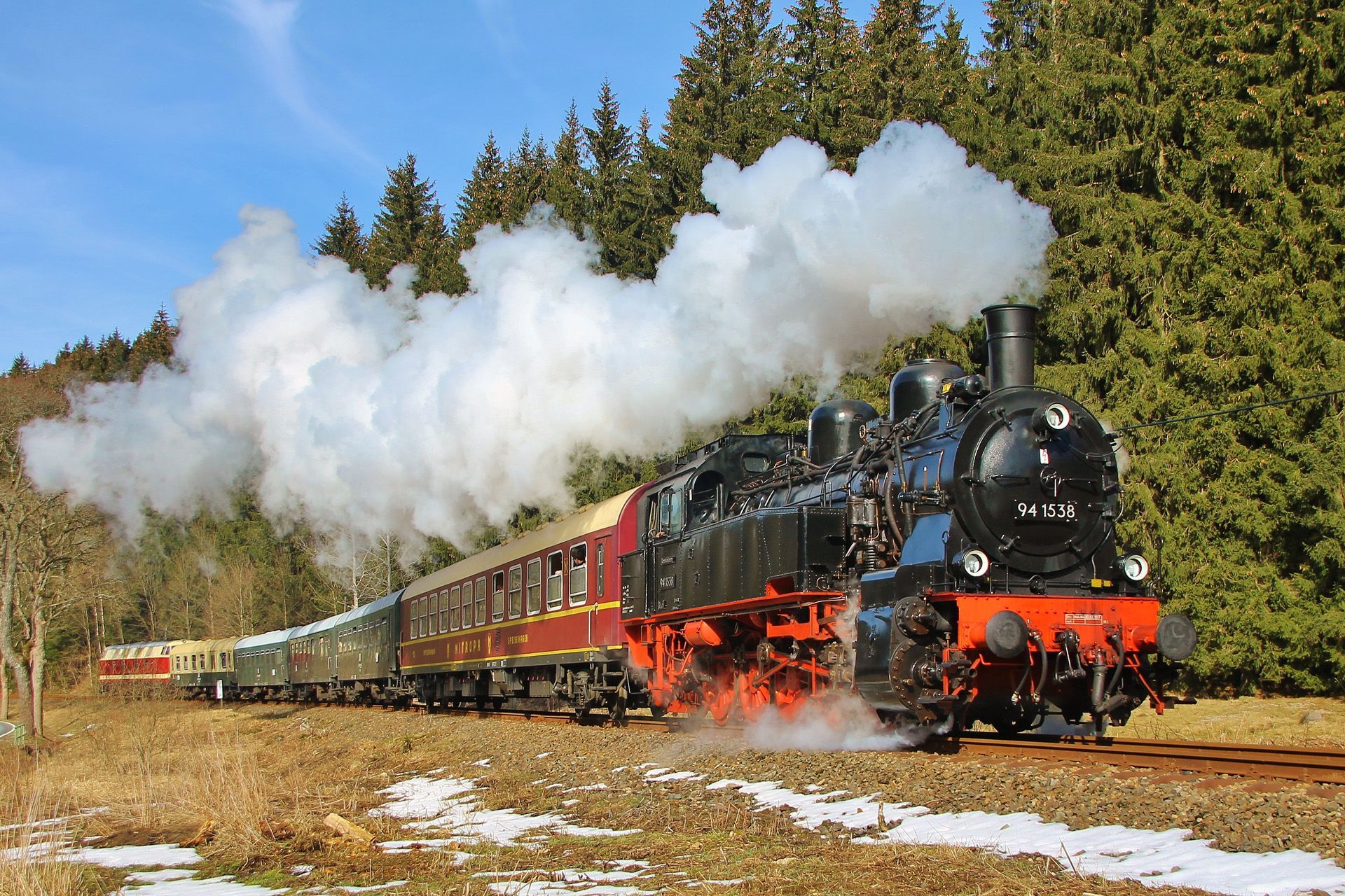 Steam and Christmas Markets in Germany