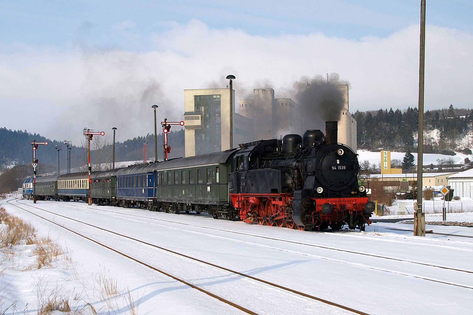 Steam and Christmas Markets in Germany