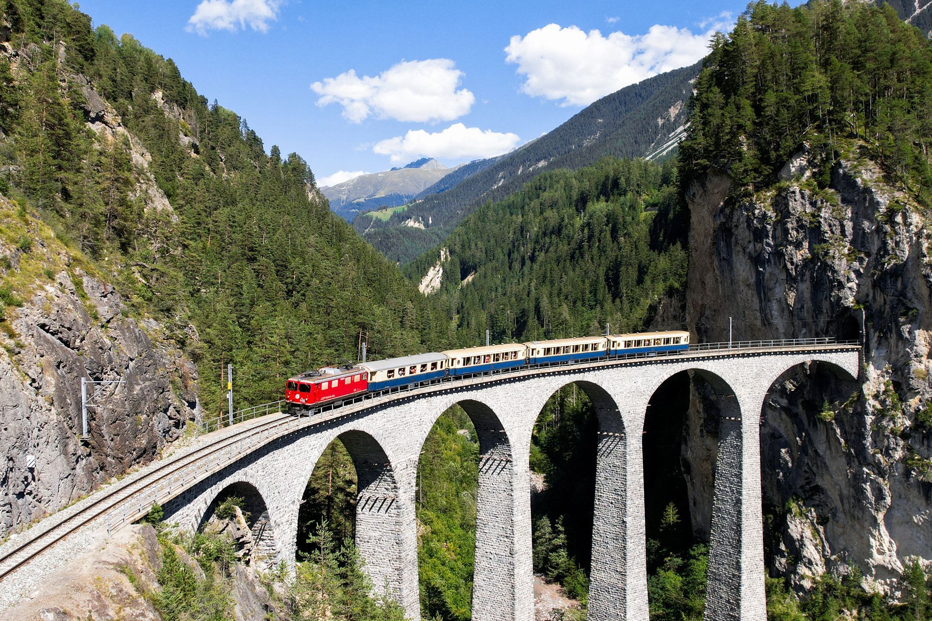 alpine pullman classic express