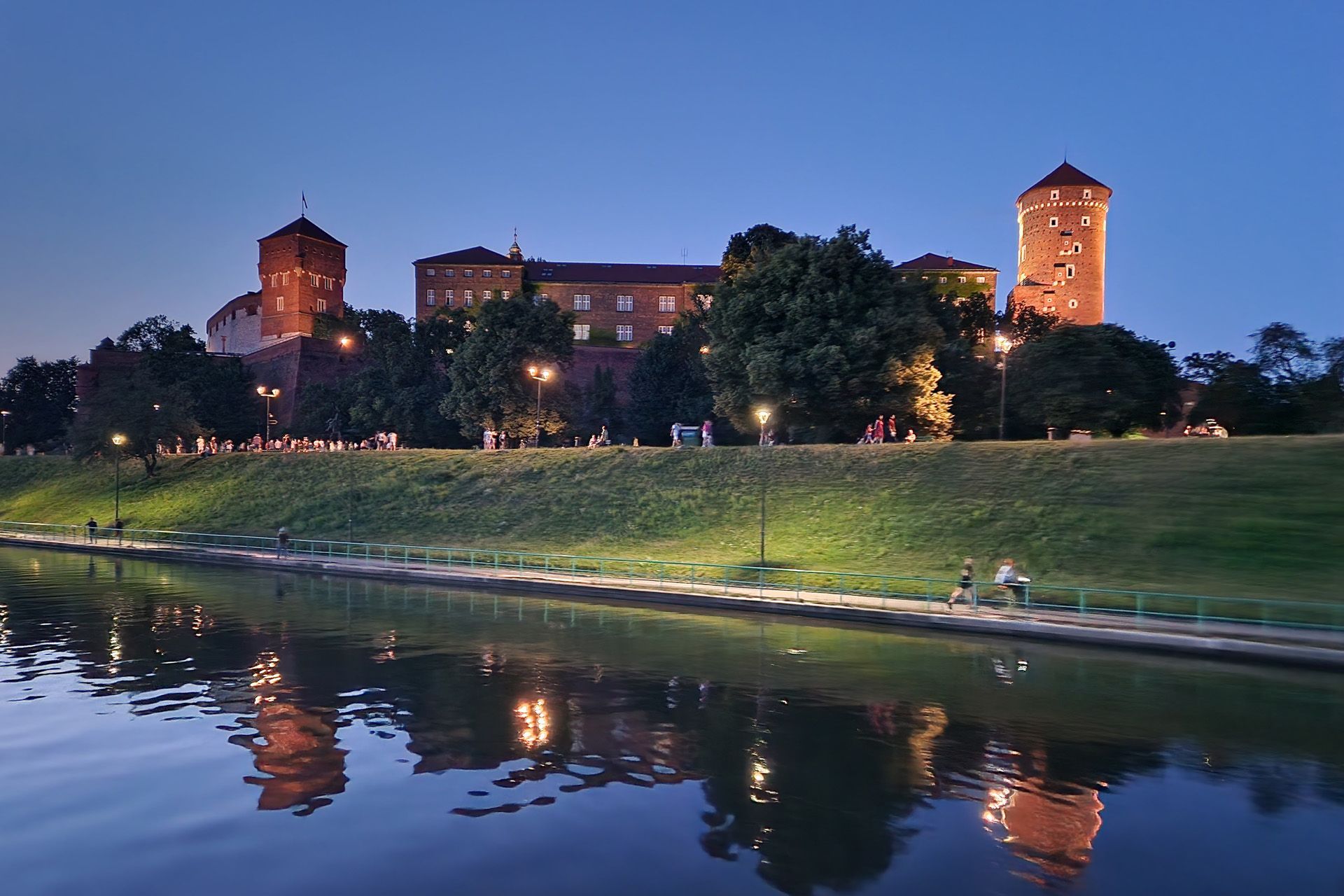 Railways, River Cruises and
World War II History in Poland