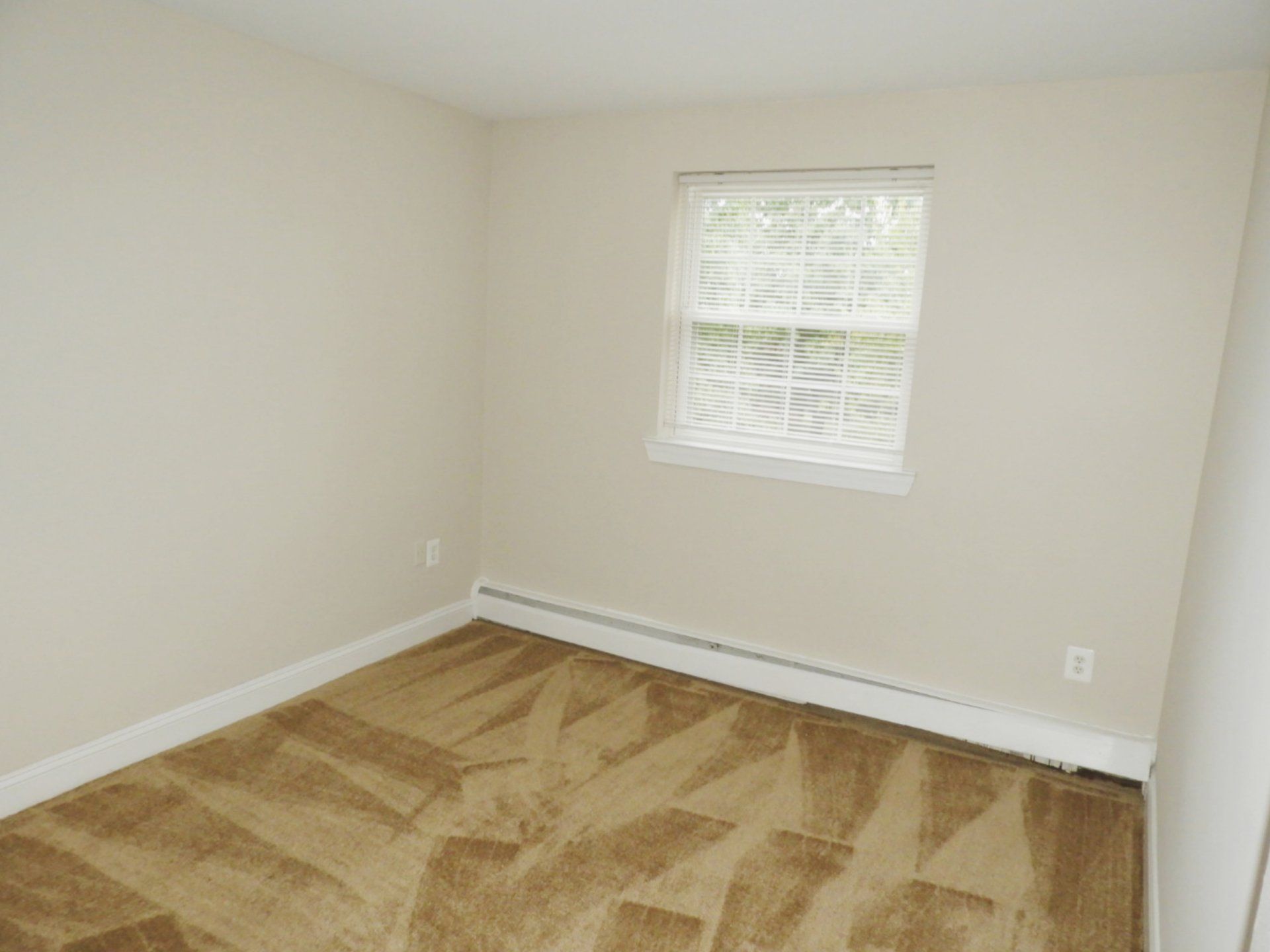 THE RESIDENCES AT WHITE HALL - 2 bed