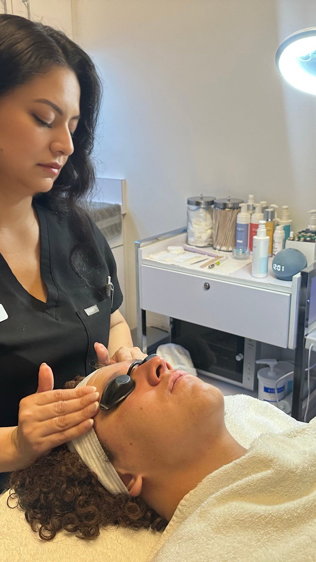 a patient receives a facial at Comprehensive Dermatology of Long Beach