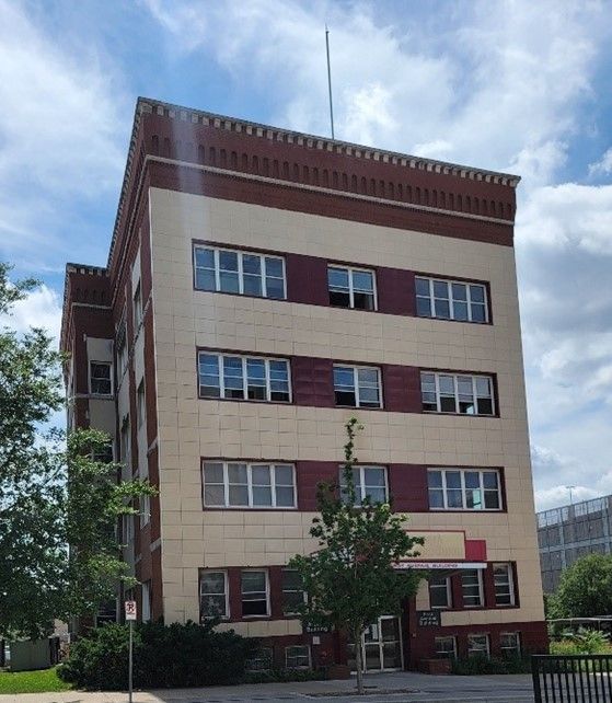 Closed Up Photo Of A Housing Units — Ames, IA — Howell Investment Finance