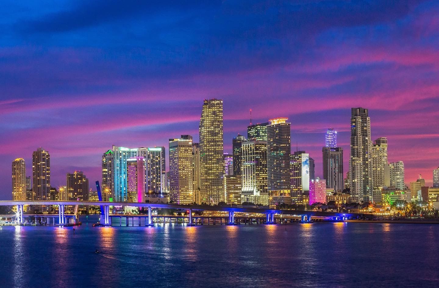 Skyline Cruise
