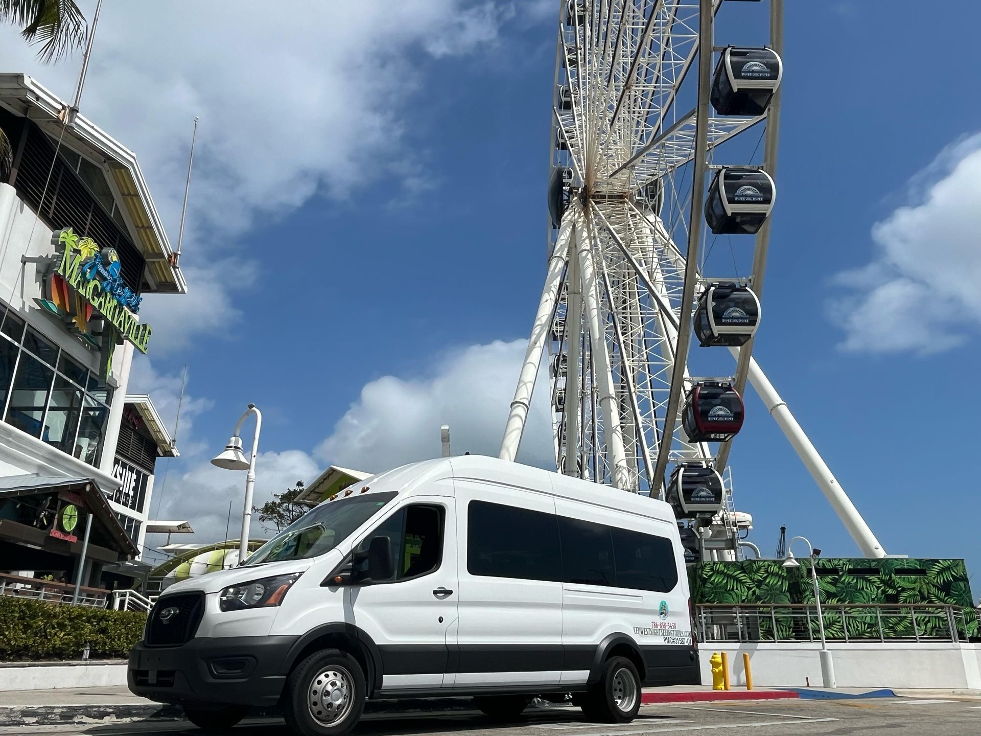 Miami Tour Bus parked in the back of Bayside Marketplace