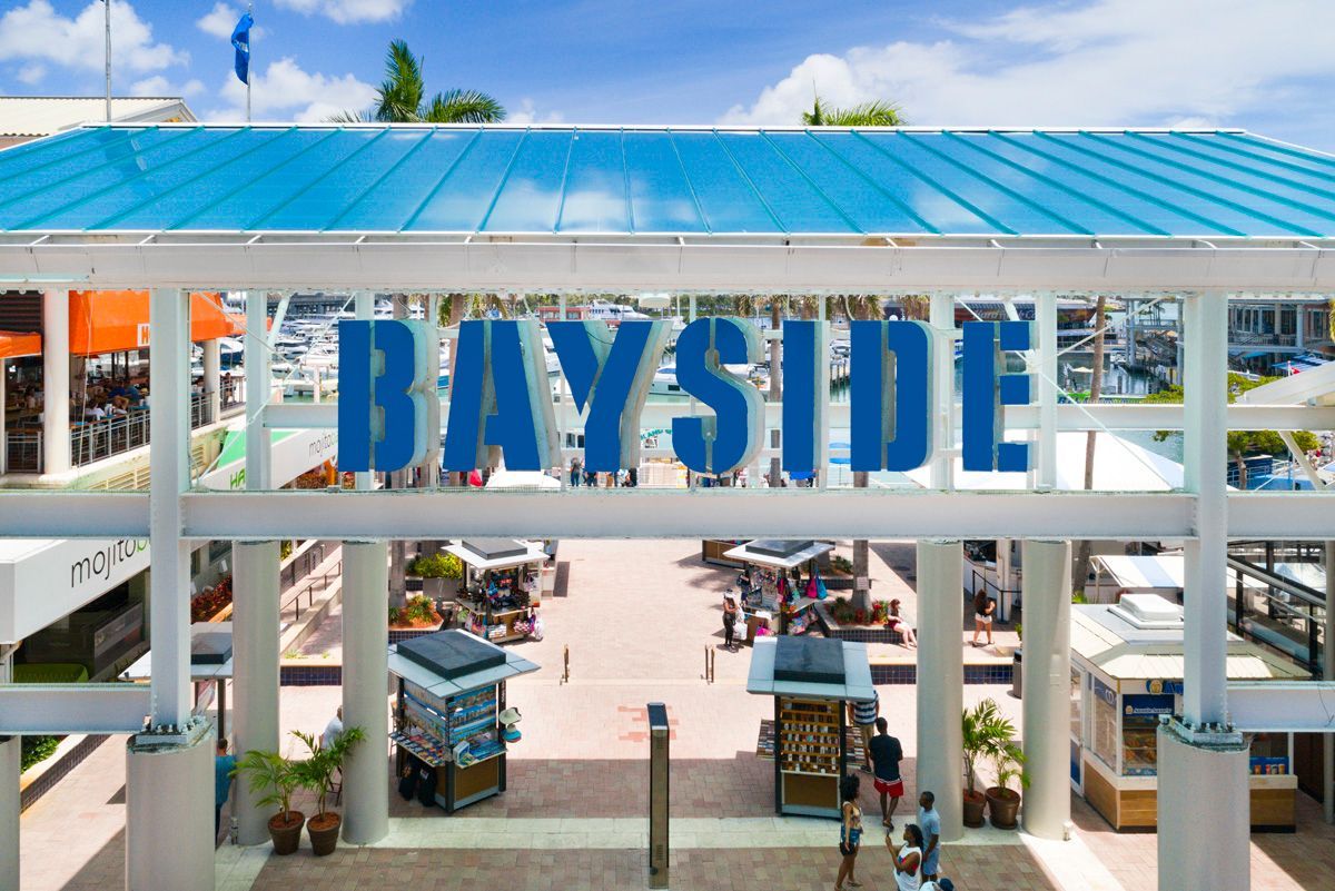 Bayside departure locations of the Miami Sunset Cruise.
