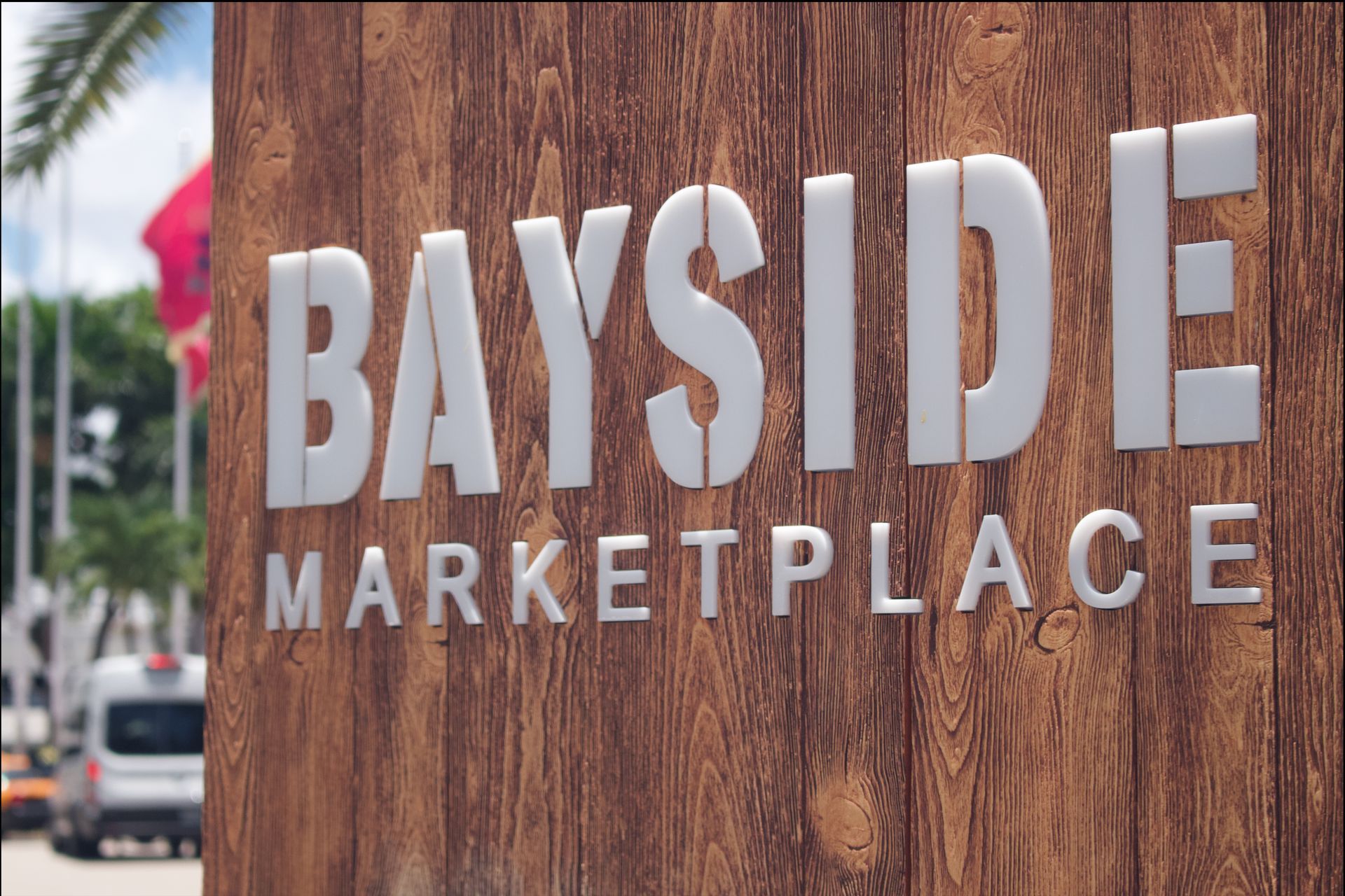 Best Place to park is Bayside Marketplace for your Miami Boat Cruise