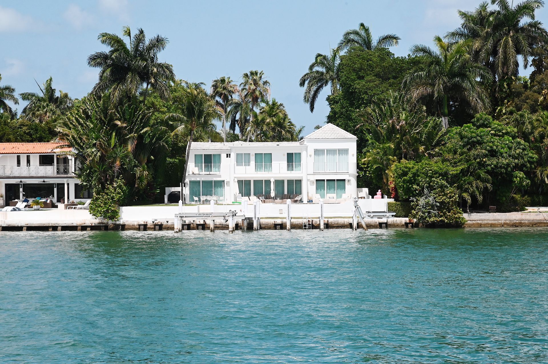 Mansions Of Celebrity in the Miami Island Sightseeing Boat Tour