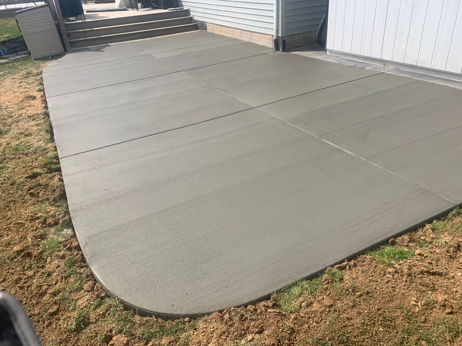 Concrete Patio with a broom finish