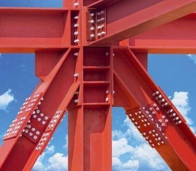 struttura in metallo dipinto di rosso