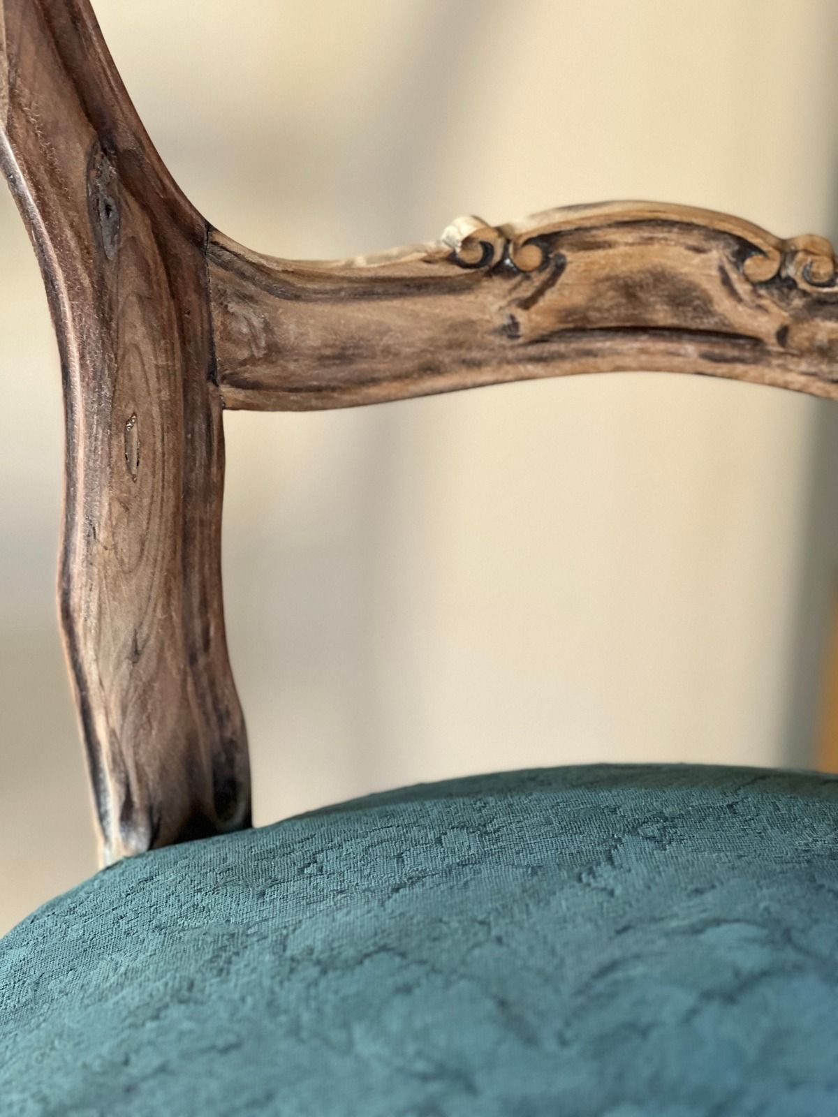 dettagli sedia novecento paint mobili e complementi d'arredo