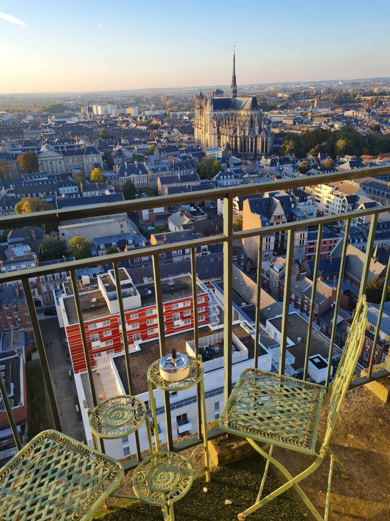 Du JOBashing au JOstalgie