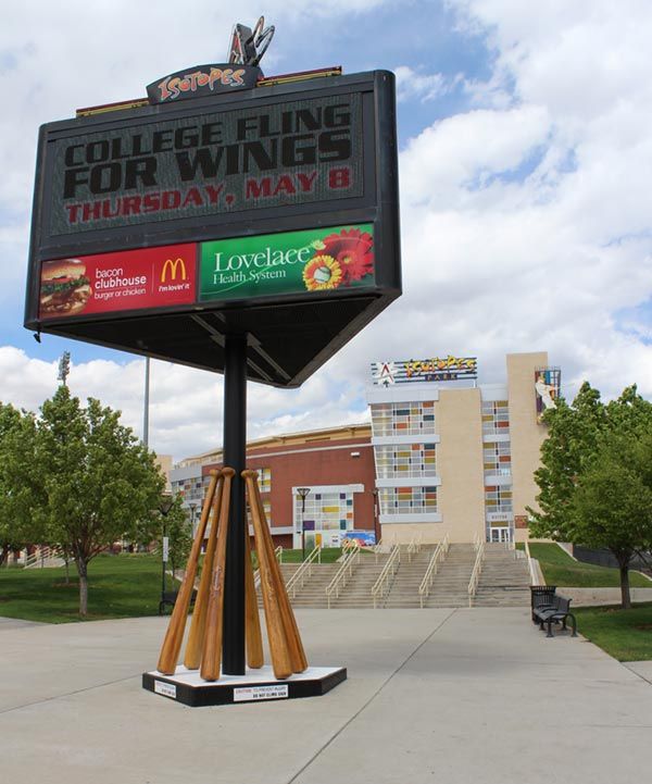 College signs - Pylon signs in Albuquerque, NM