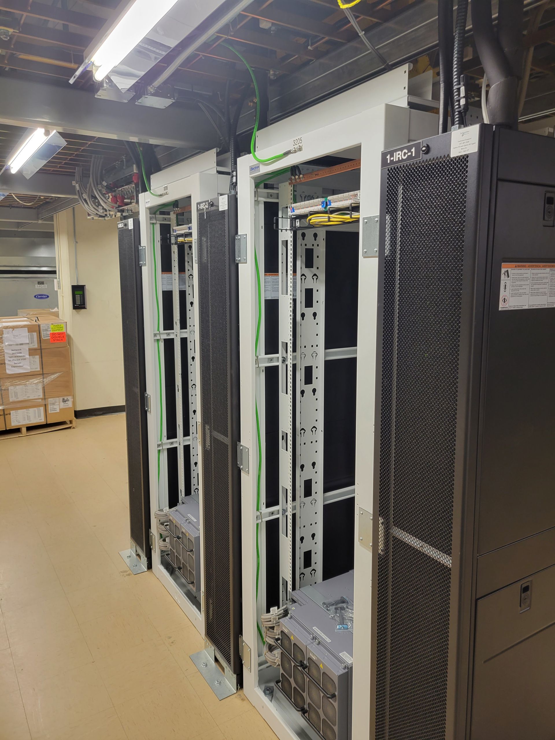 DX In-Row Cooling example