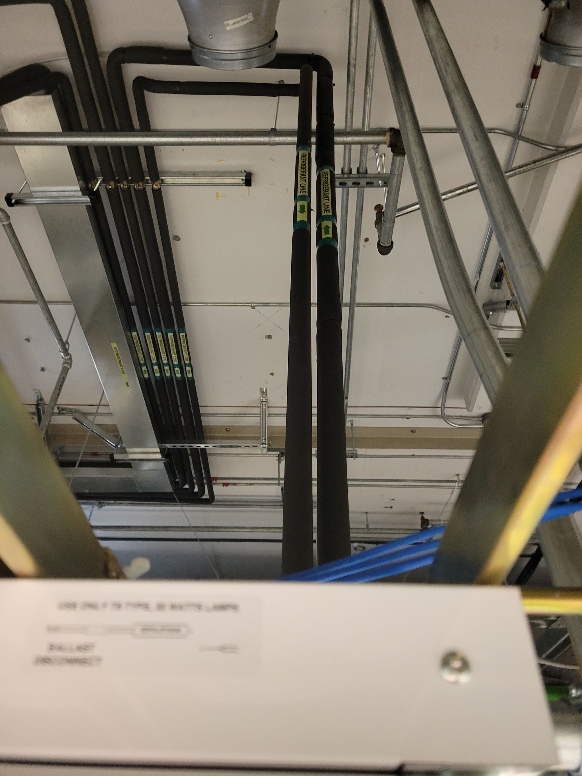 Case Study DX In-Row Cooling | Tier 5 Systems