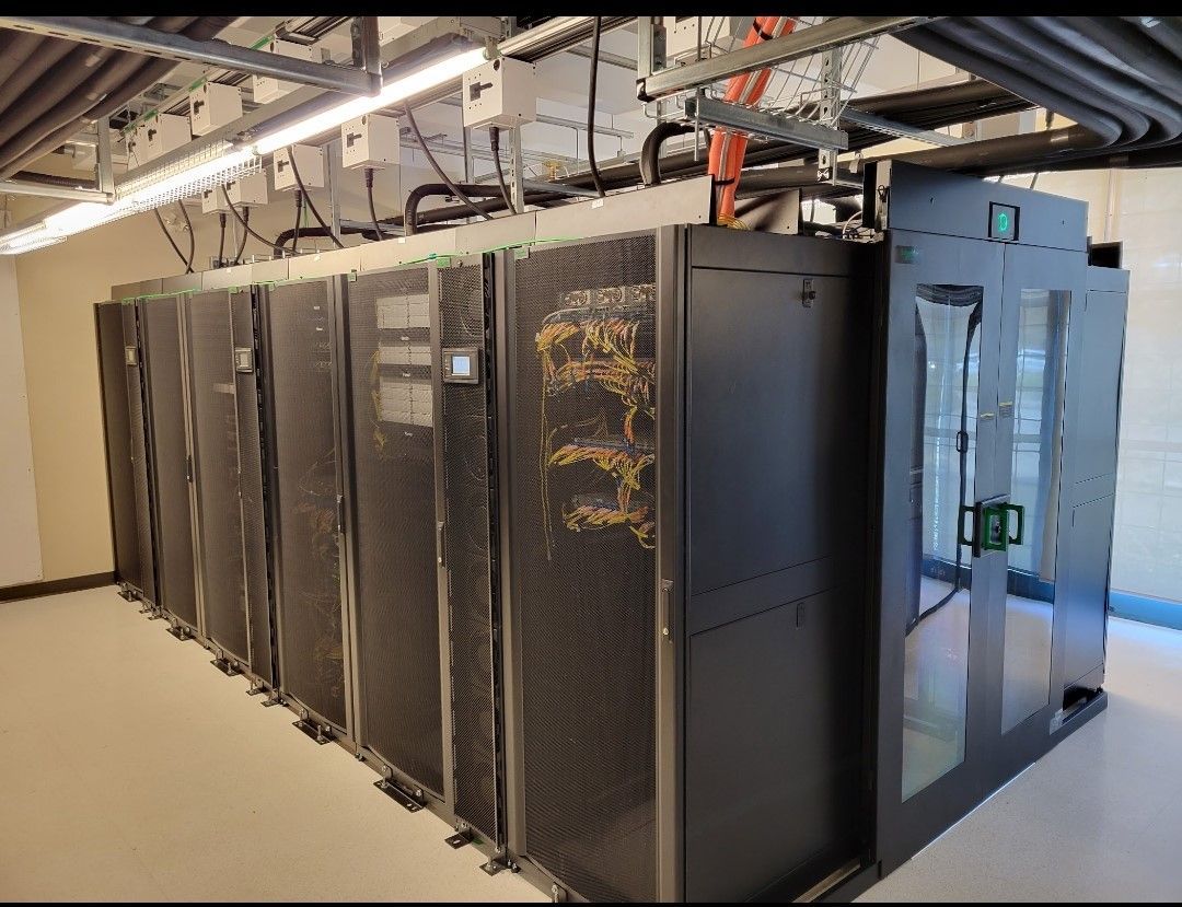 Schneider Eco Aisle Pod IT Infrastructure