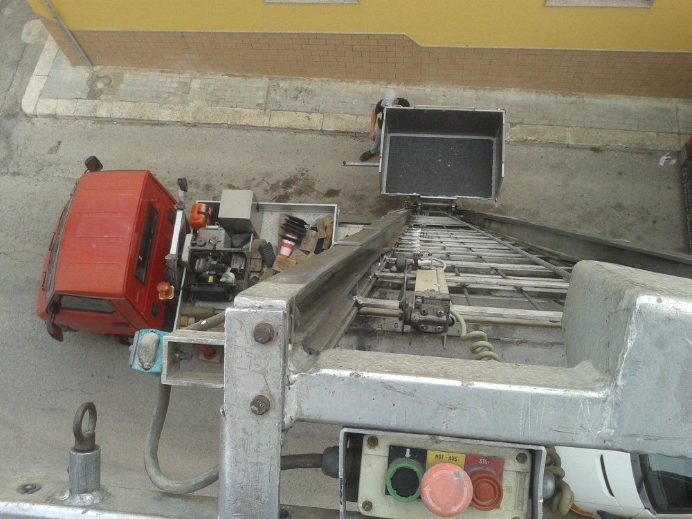 servizio traslochi con autoscala