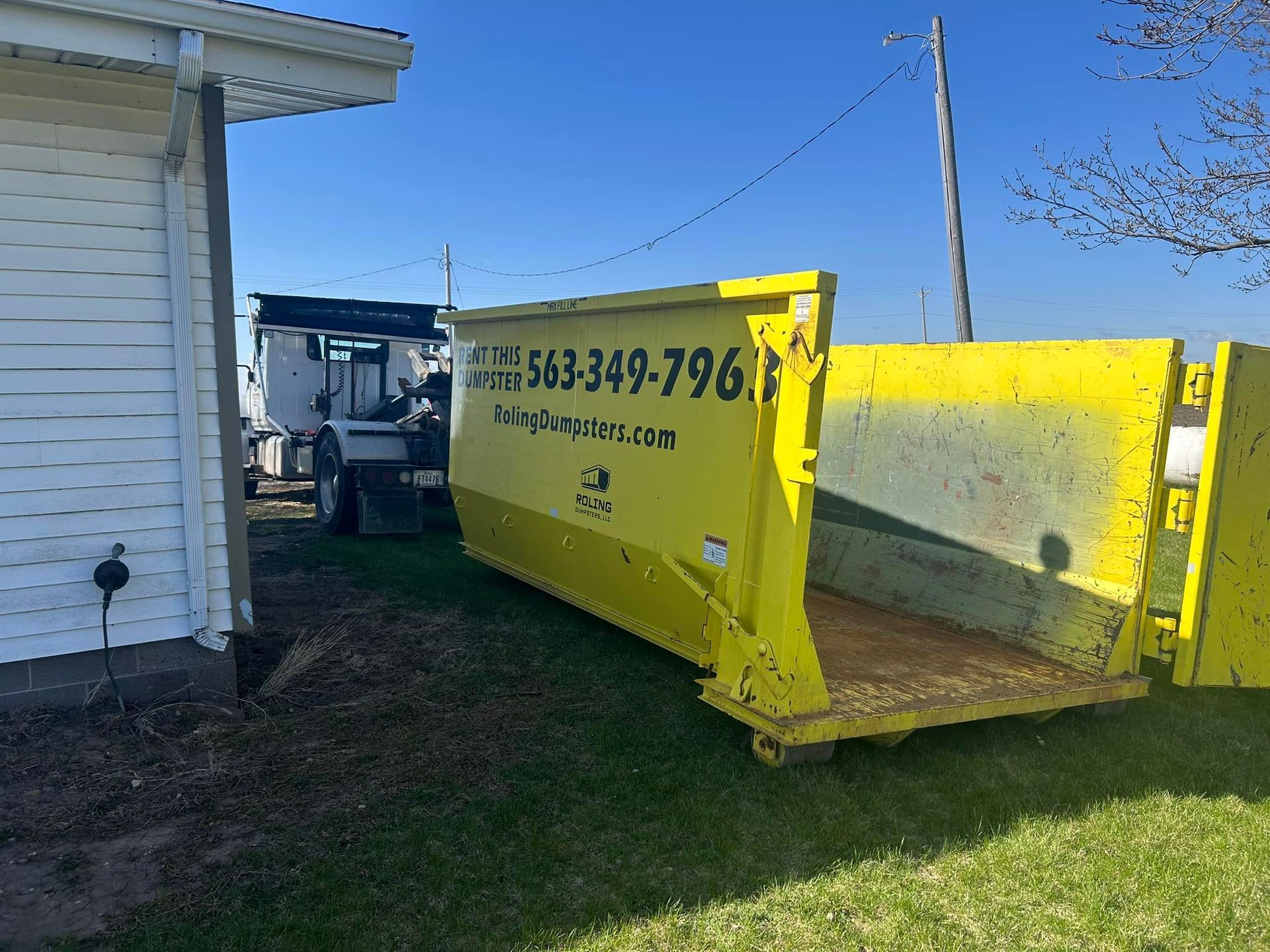 Why November Is One of the Best Months for Dumpster Rentals in Bettendorf IA