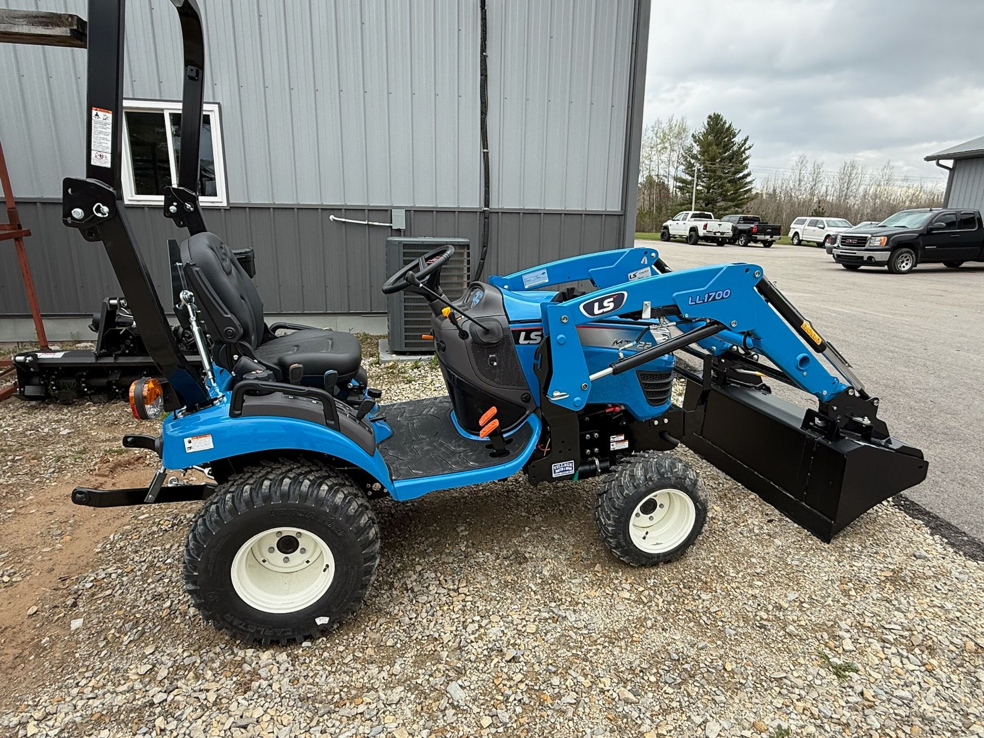 2026 LS MT122 - photo 1