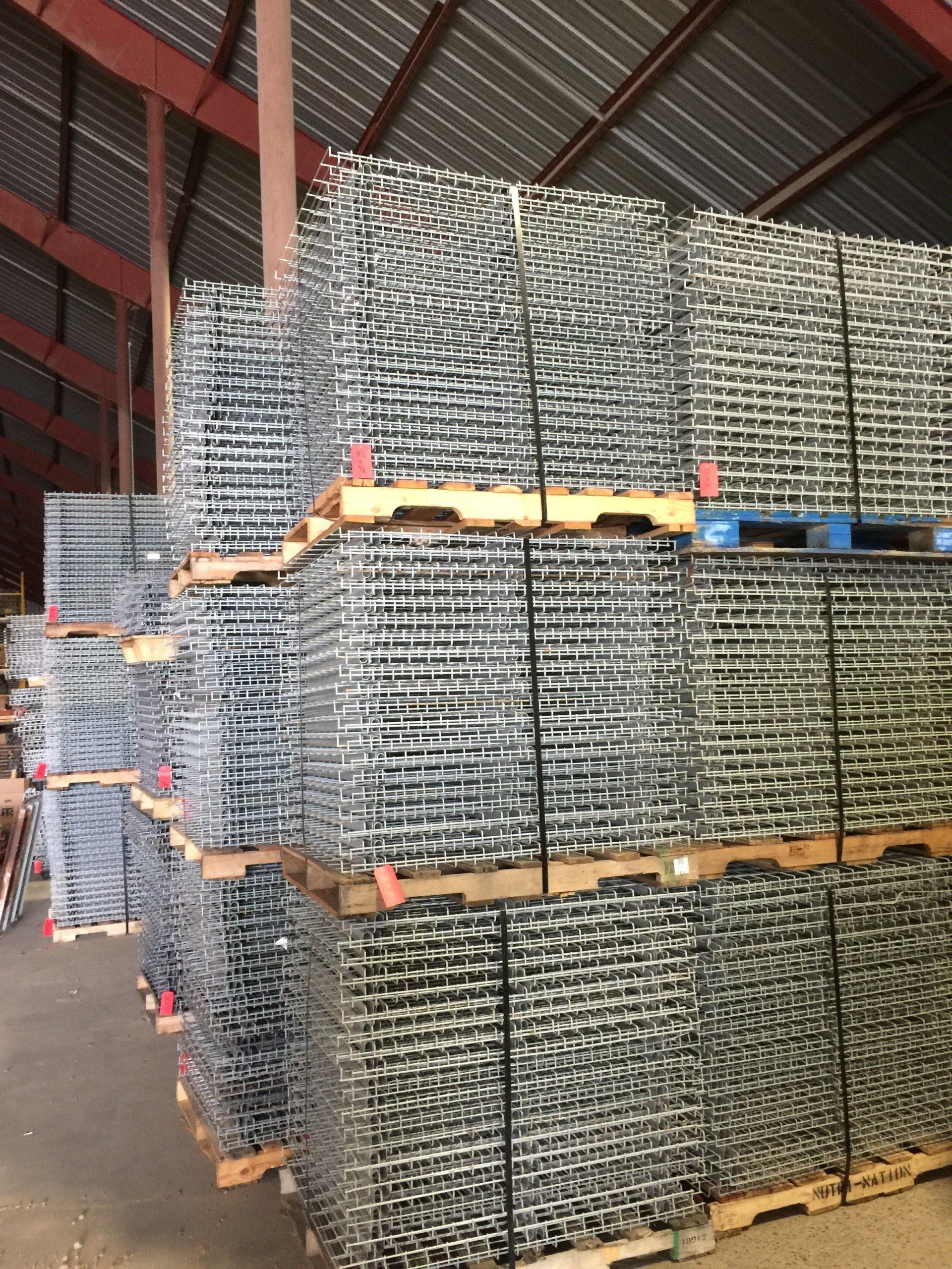 Large inventory of used pallet racking in stock - Image 9