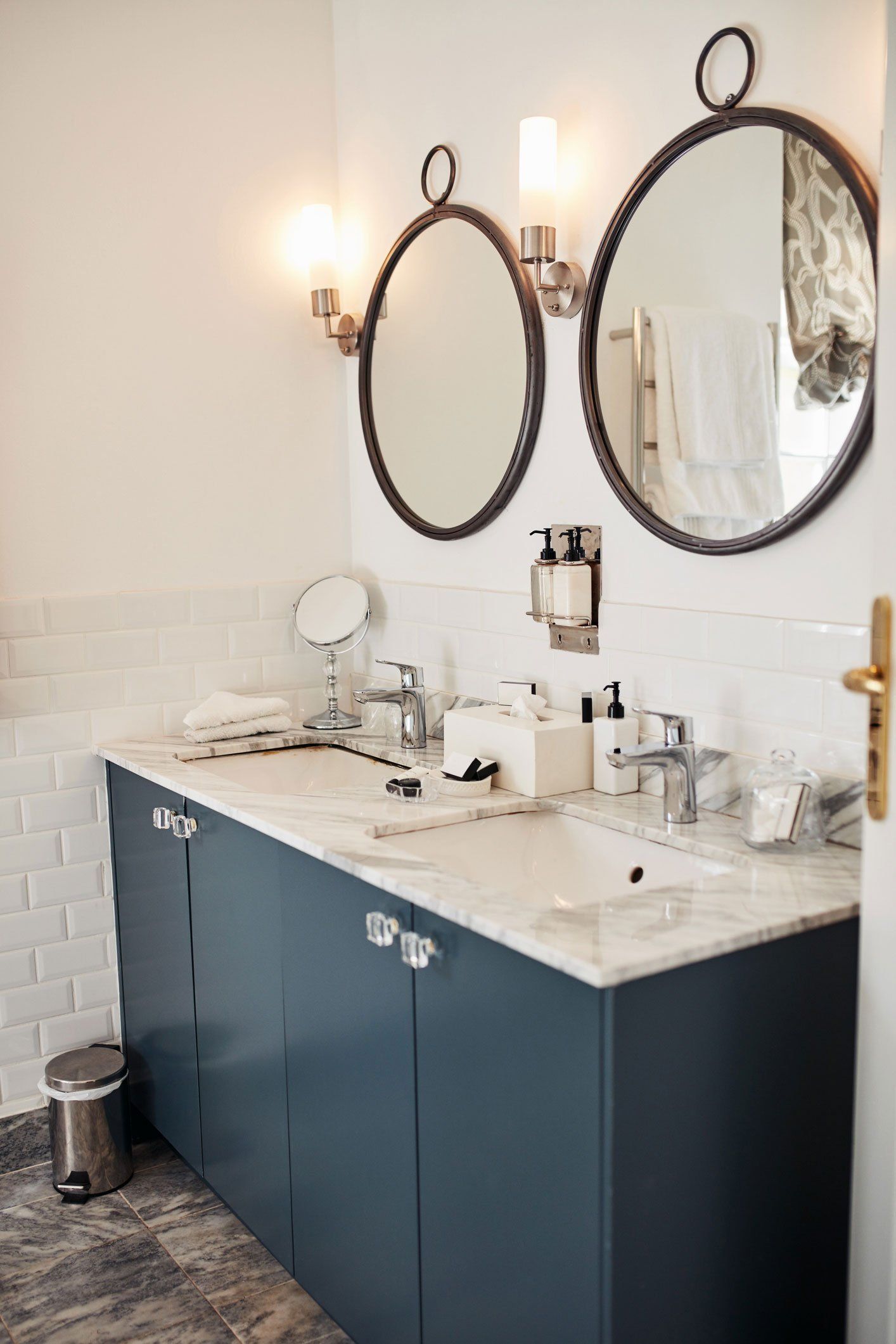 Bathroom Sink – Louisville, KY – KB & Company Solid Surface Custom Counter Tops
