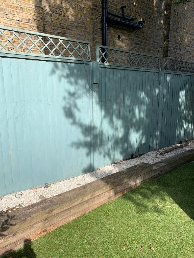 What Colour Fence Paint Makes A Garden Look Bigger? | Middlesbrough Fencing