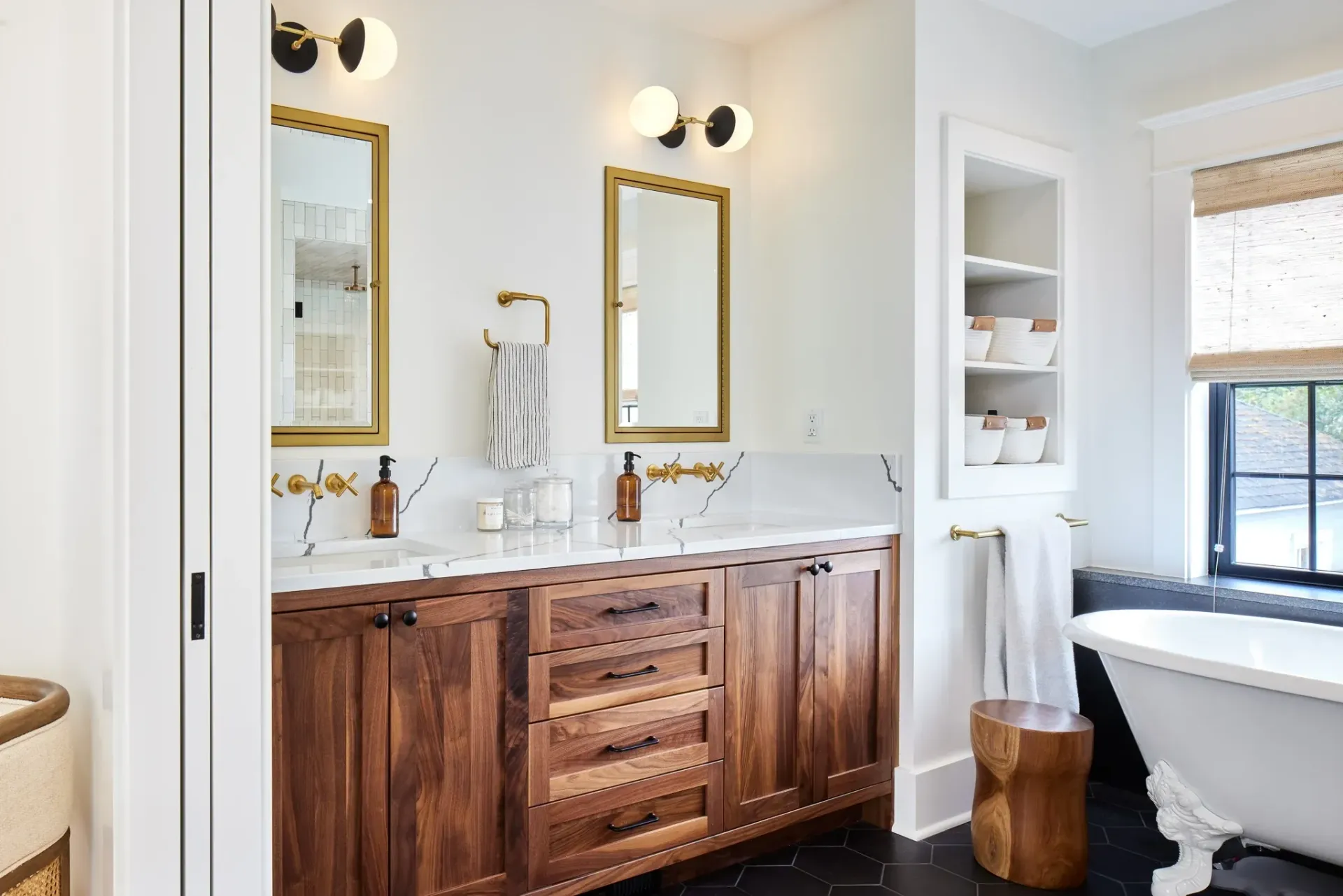 custom bathroom vanities Sugar Land