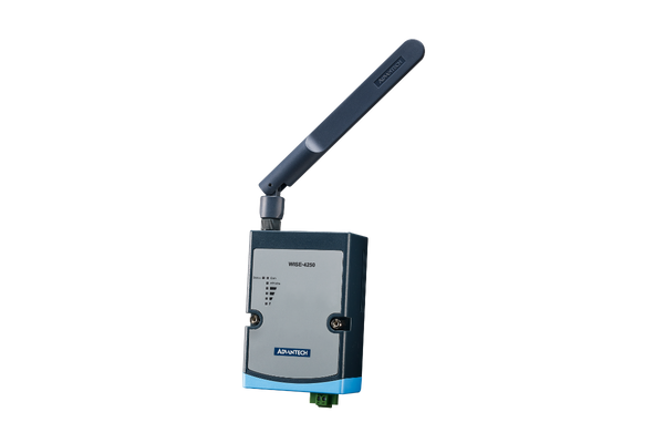 Wireless IoT node for collecting positioning and environmental data