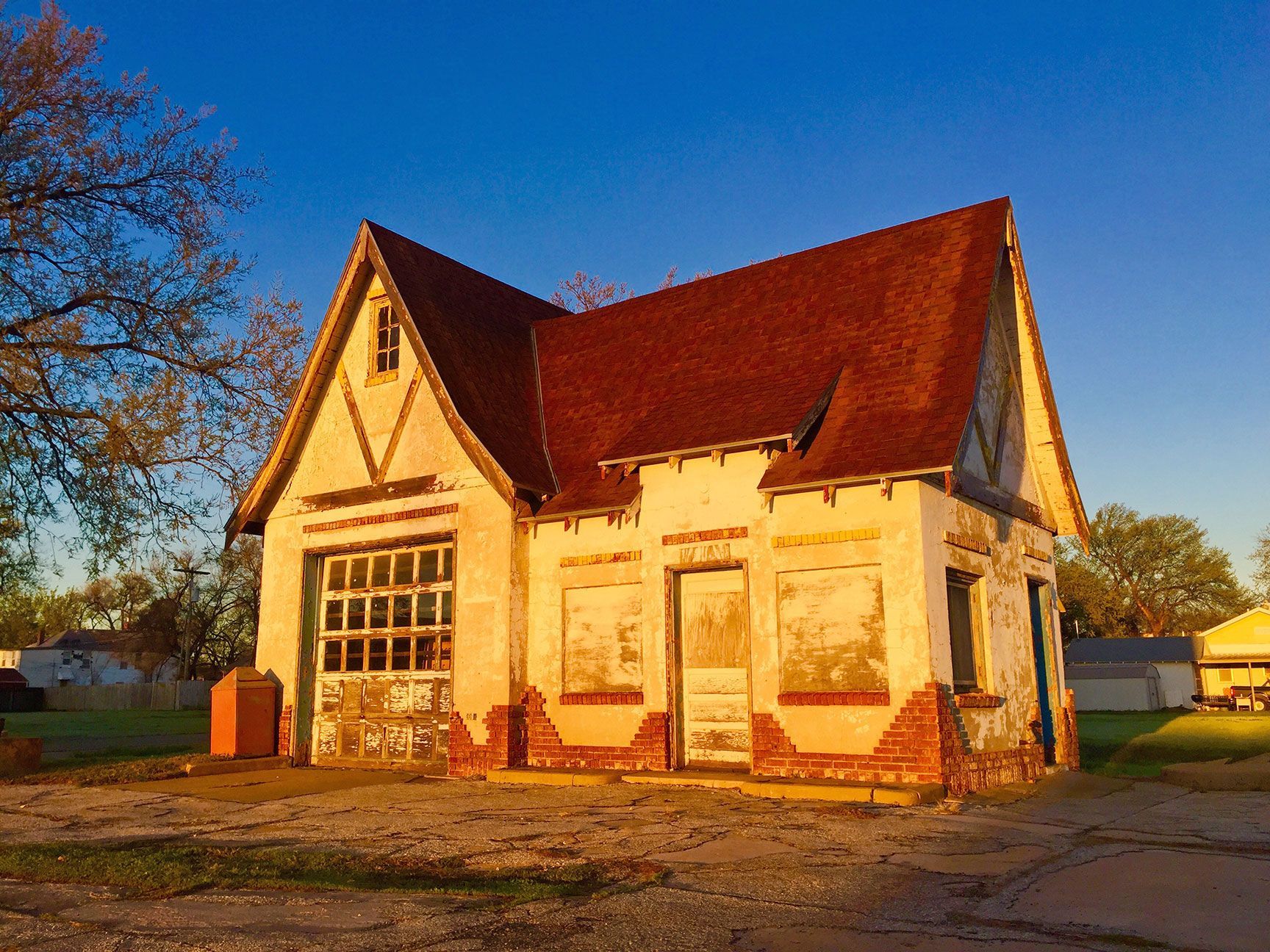 old service station, gas station, Salina, Kansas