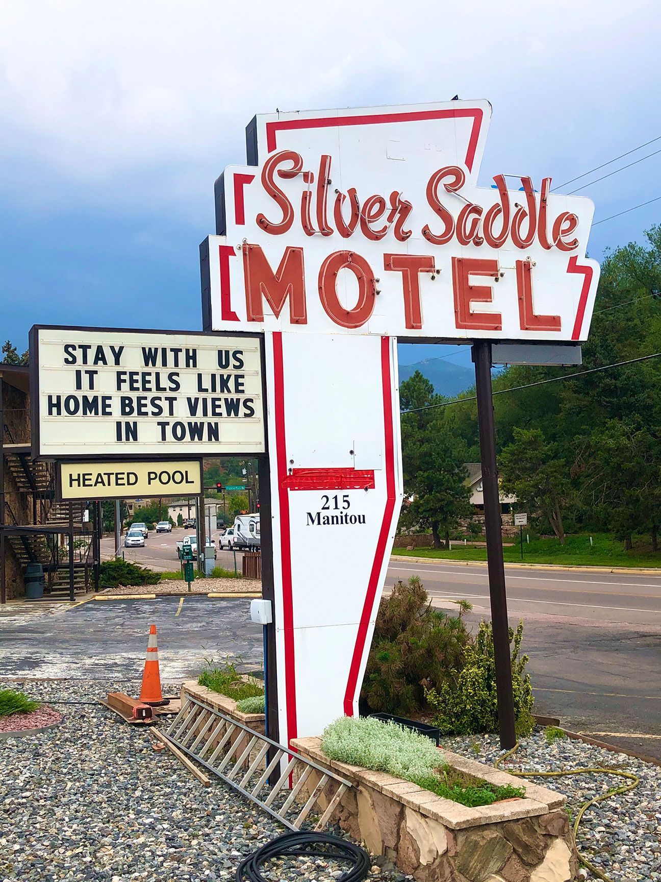 Silver Saddle Motel, neon sign, Manitou Springs, Colorado, signage