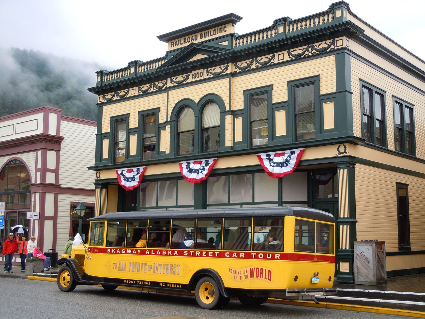 tour, street car, truck, tourists, Skagway, Alaska