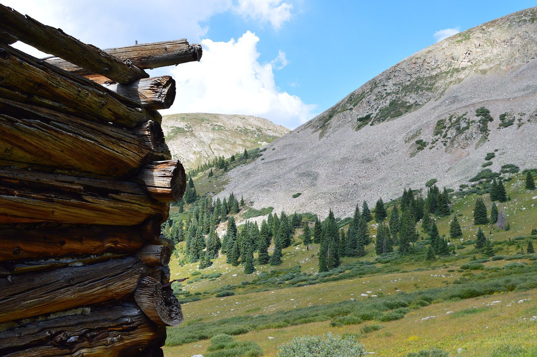run down cabins, mining architecture, Mayflower Gulch, Gold Crest Mine