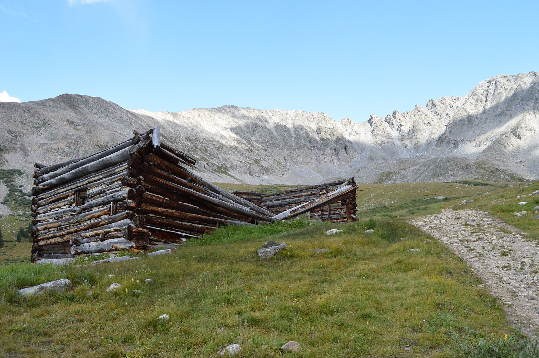 run down cabins, mining architecture, Mayflower Gulch, Gold Crest Mine