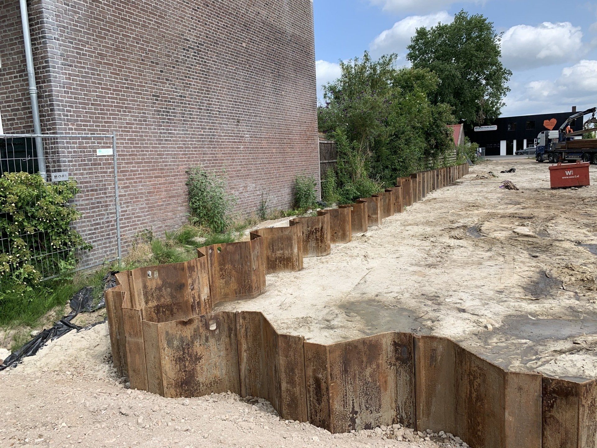 Stalen damwand voor nieuwe kademuren Valkenboskade Den Haag