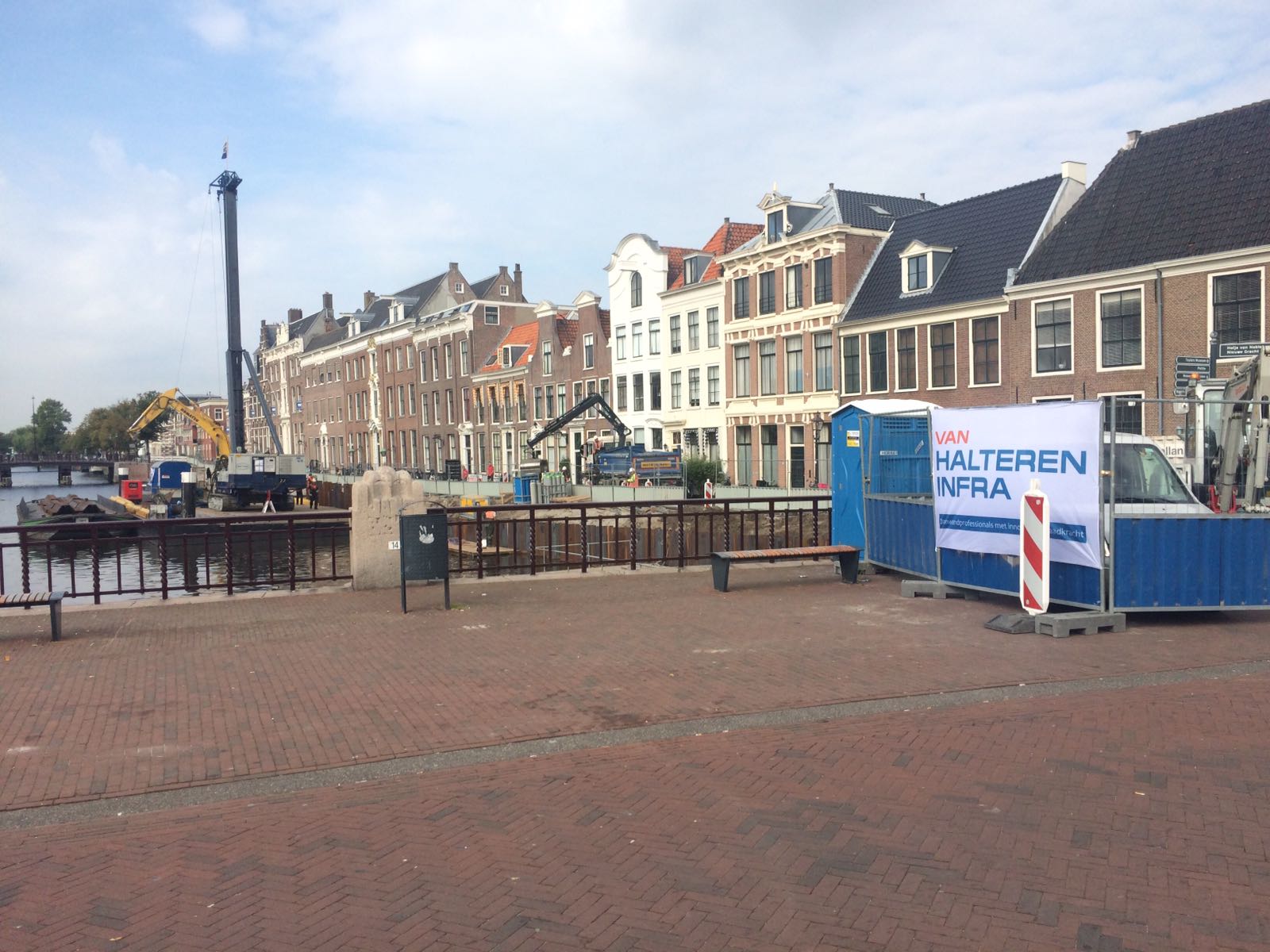 Damwandplanken aanbrengen in Haarlem