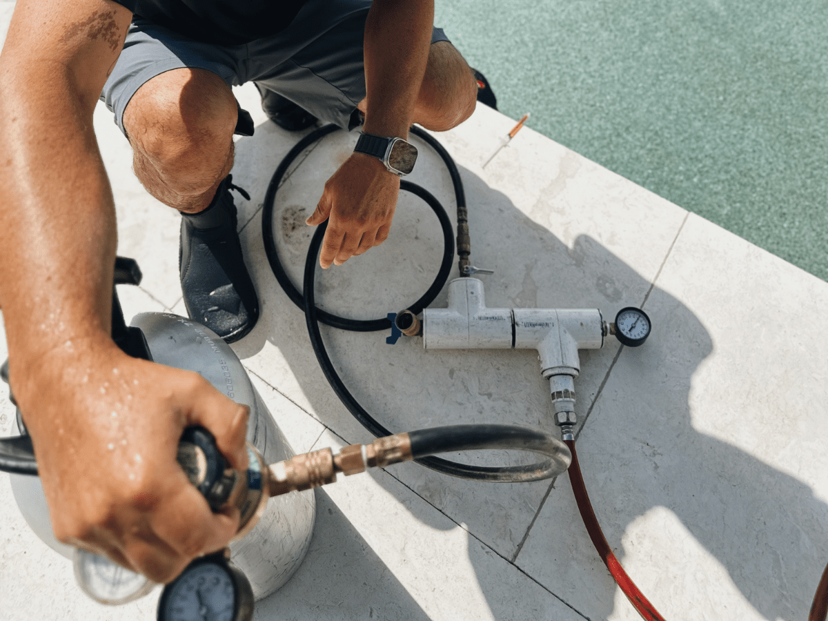pool leak detection services