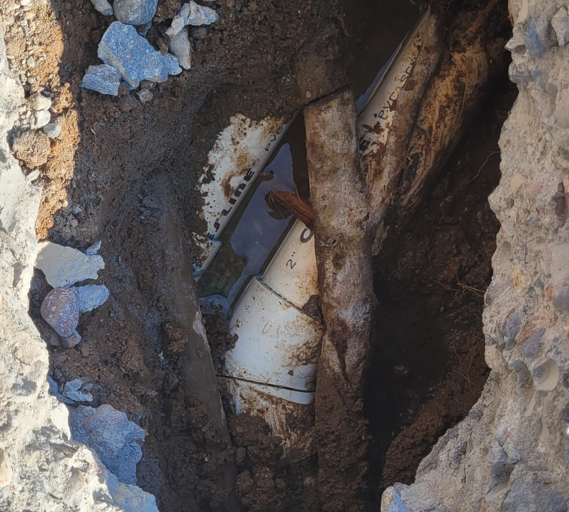 pool plumbing leak repair
