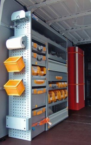 dettaglio di allestimento per furgoni