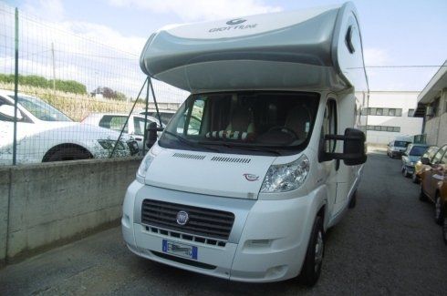 camper dopo la riparazione