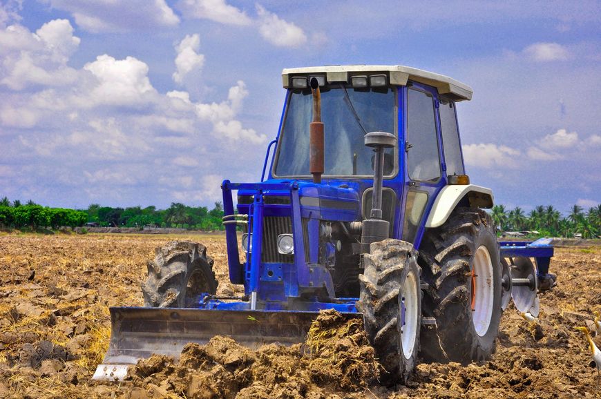 officina e centro gomme macchine agricole